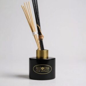 Χειροποίητο αρωματικό χώρου με ξυλάκια